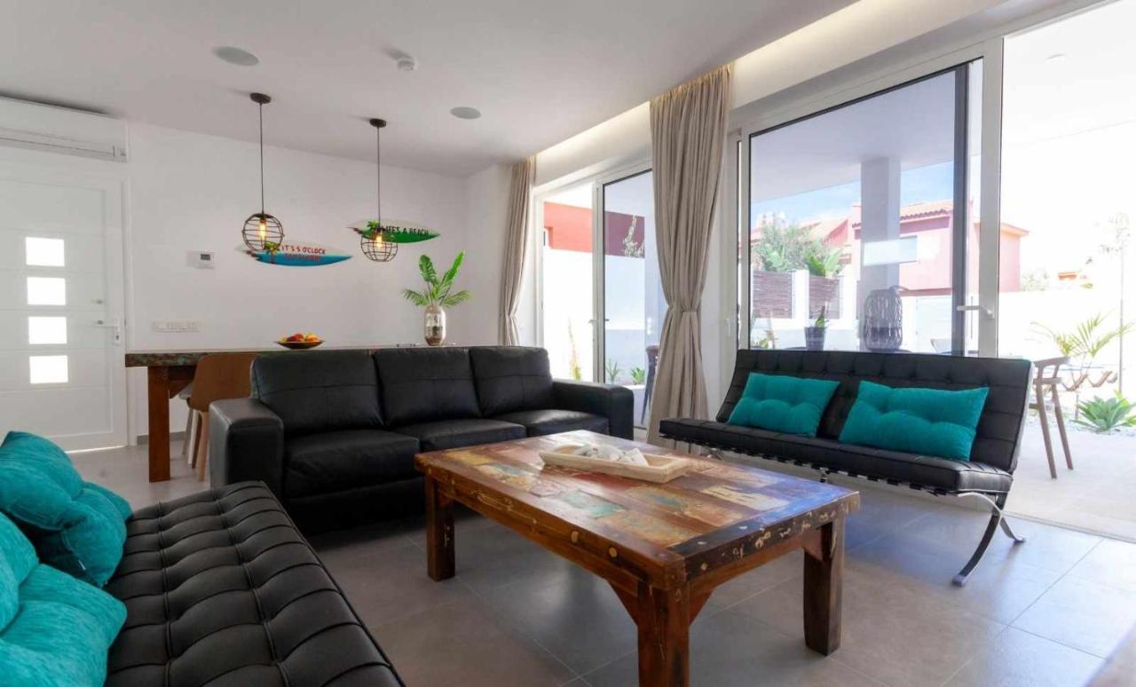 Villa Palm Breeze 마스팔로마스 외부 사진